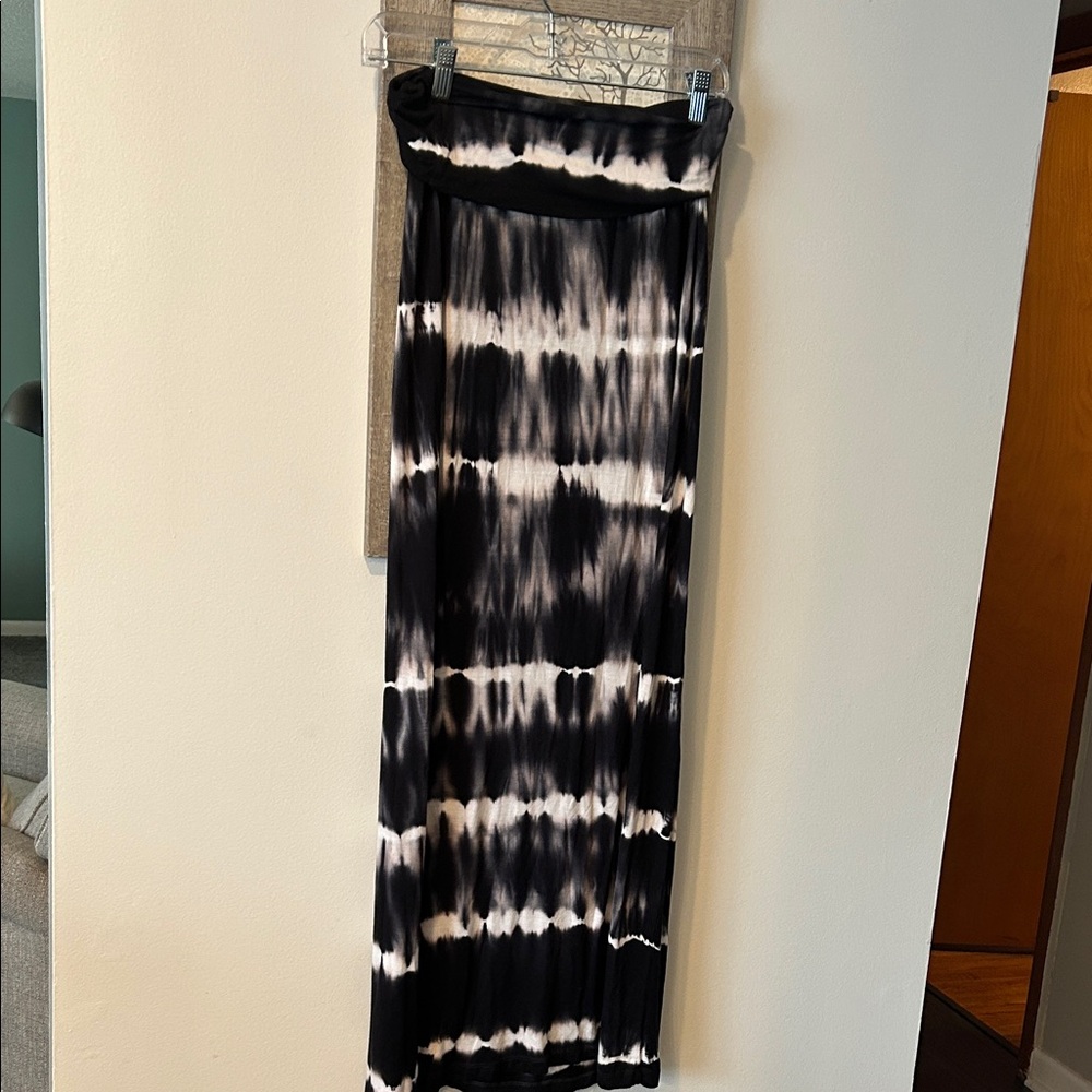 Ana navy and White Tie-Dye Maxi Skirt/tube top dress